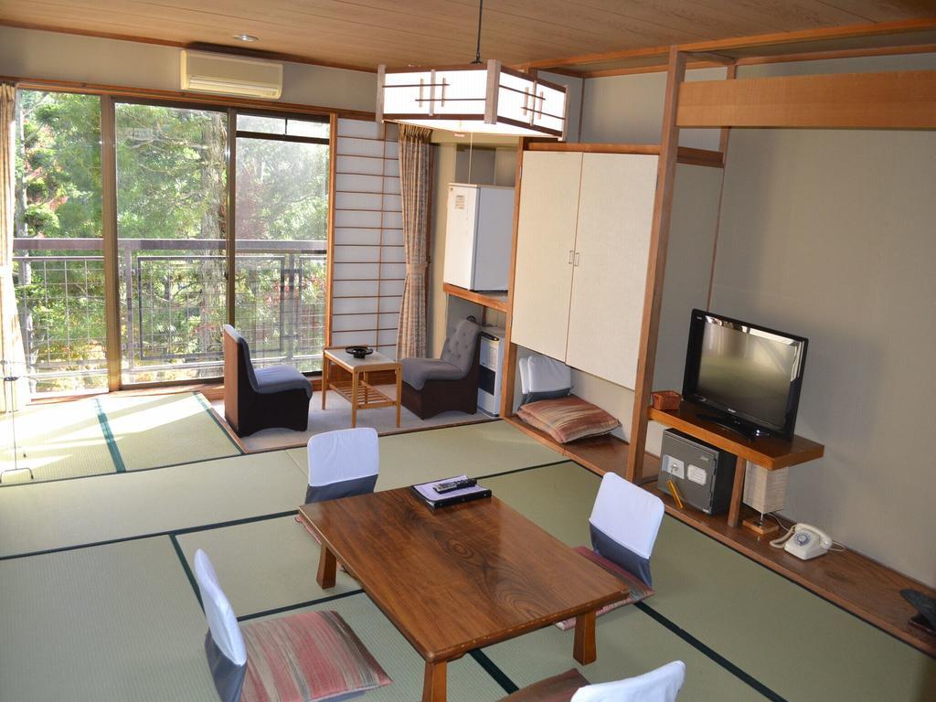 Hishino Onsen Tokiwakan Komoro Экстерьер фото
